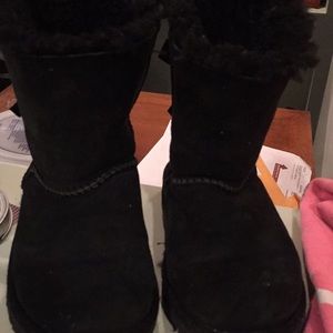 Size 11 kids ugg bow tie boots